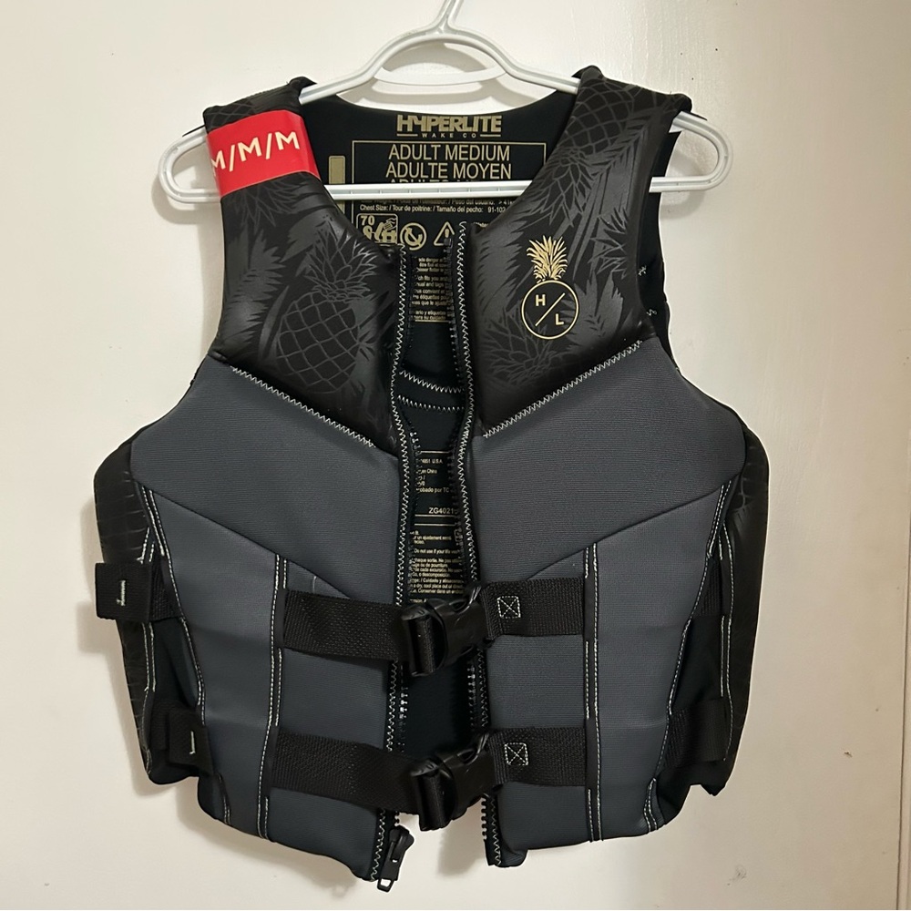 HYPERLITE WOMEN’S VEST USCG APPROVED BLACK GRAY MEDIUM CERTIFIED SAFETY MARINE
